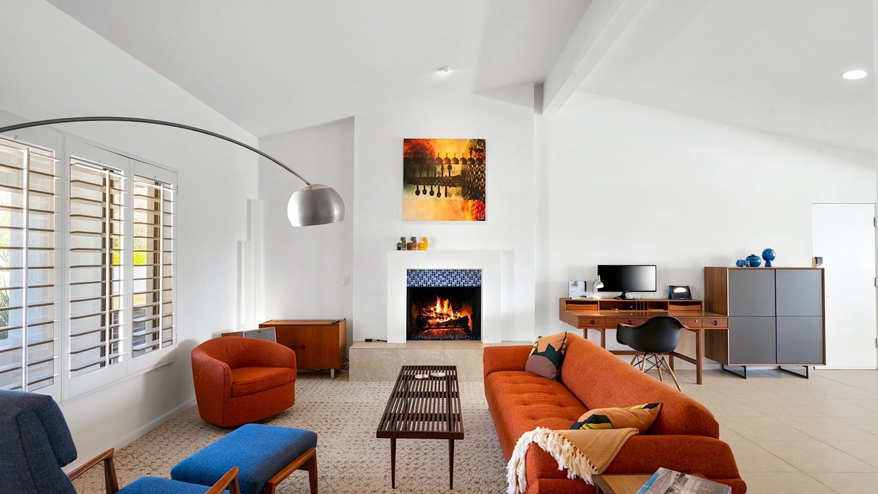 Photo of Livingroom in Magnesia Falls Cove