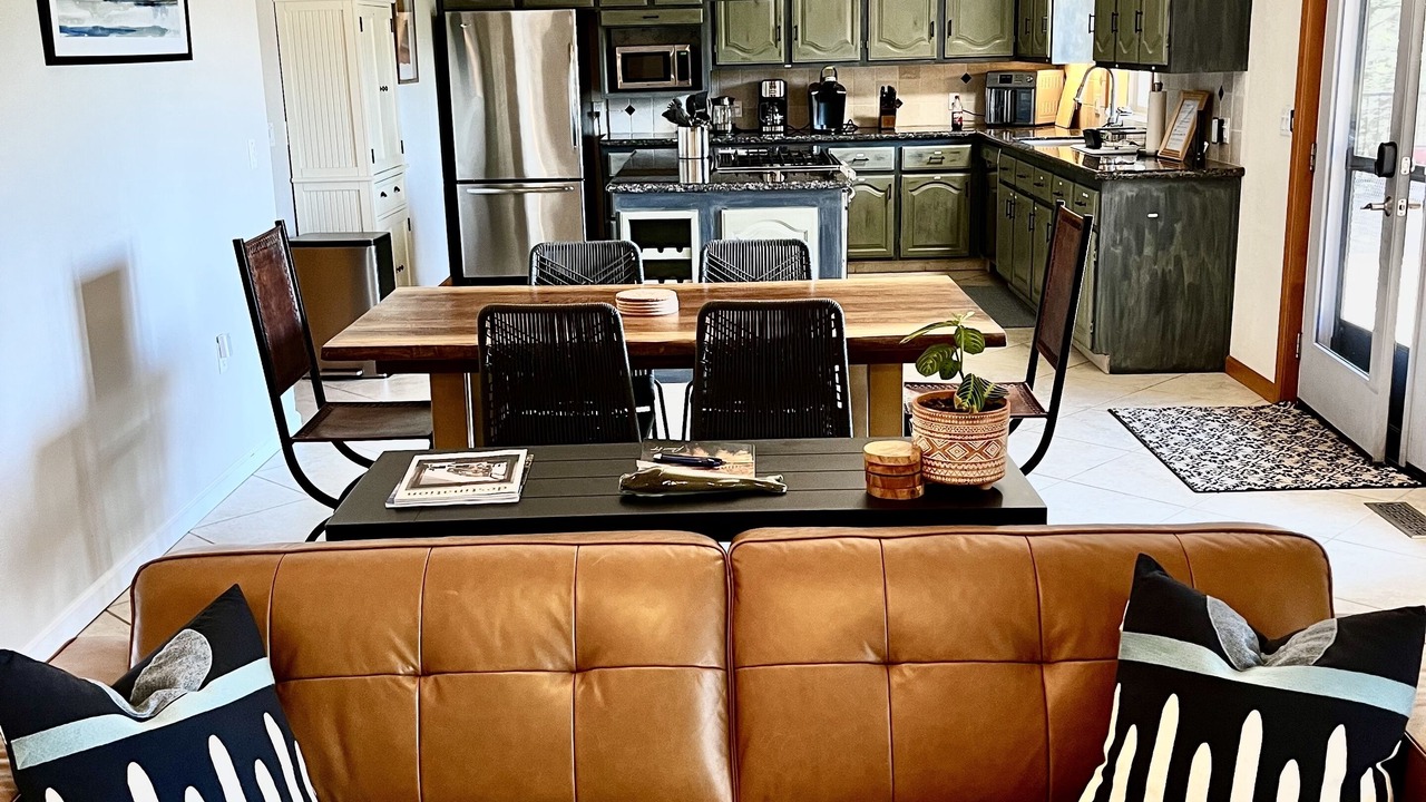 Photo of Livingroom in Cedar Ridge
