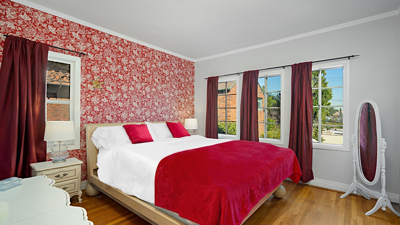 Photo of Bedroom in Los Feliz