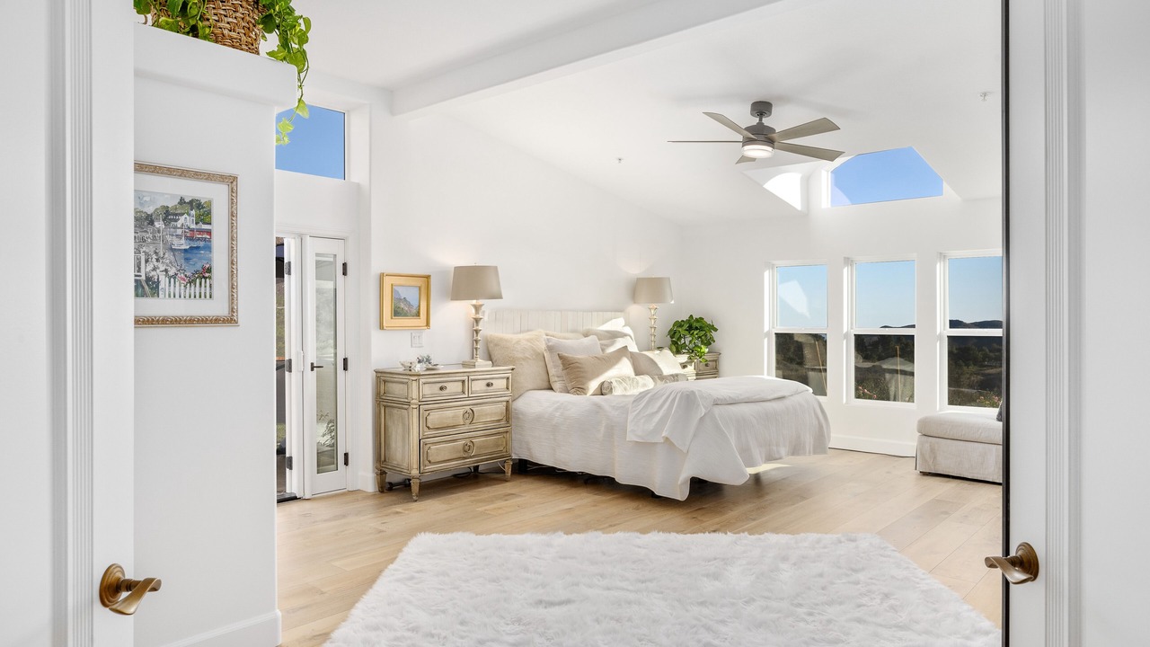 Photo of Bedroom in Malibu