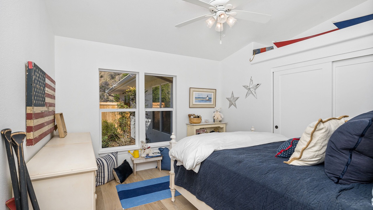 Photo of Bedroom in Malibu