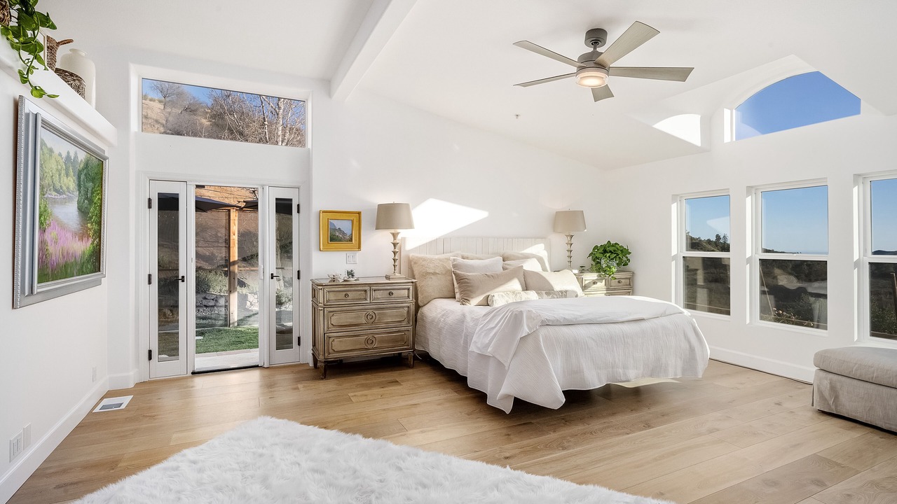 Photo of Bedroom in Malibu