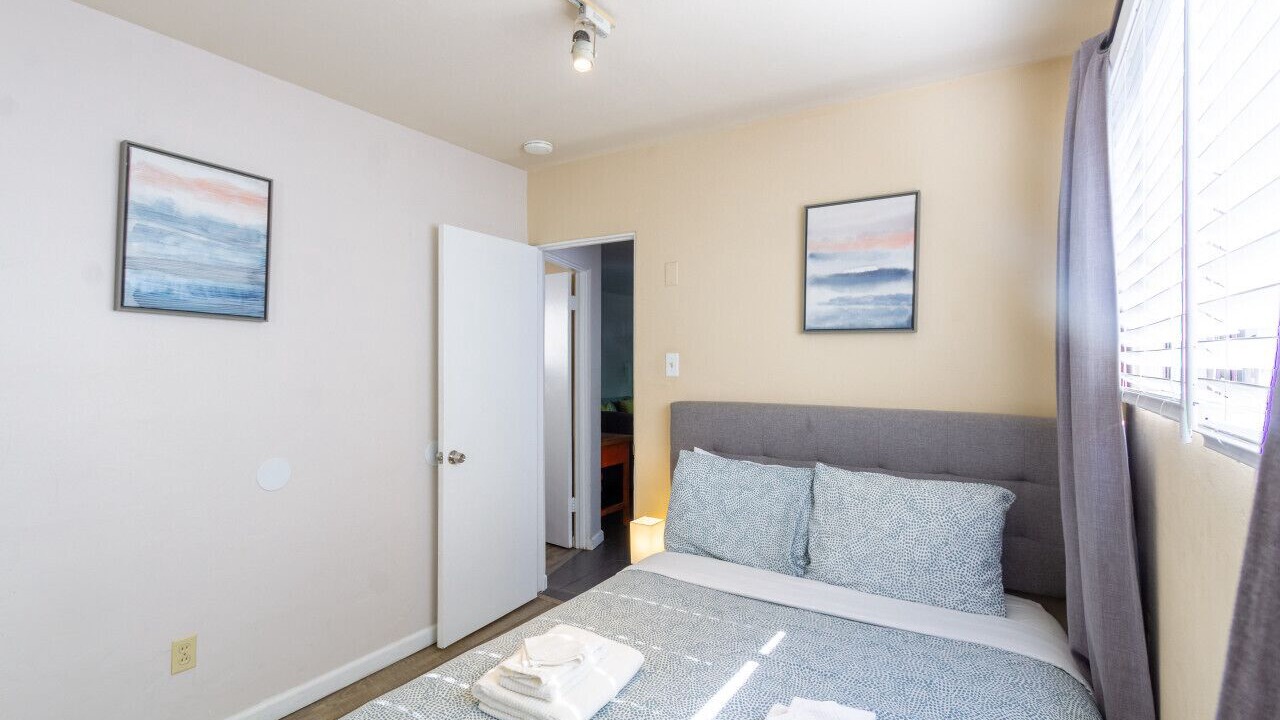 Photo of Bedroom in Ocean Beach