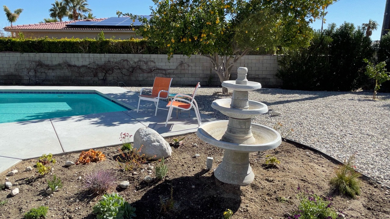 Photo of Outdoor in Racquet Club South
