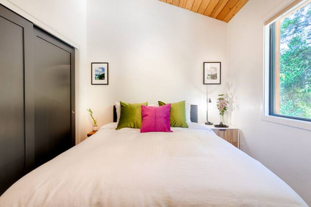 Photo of Bedroom in Santa Rosa
