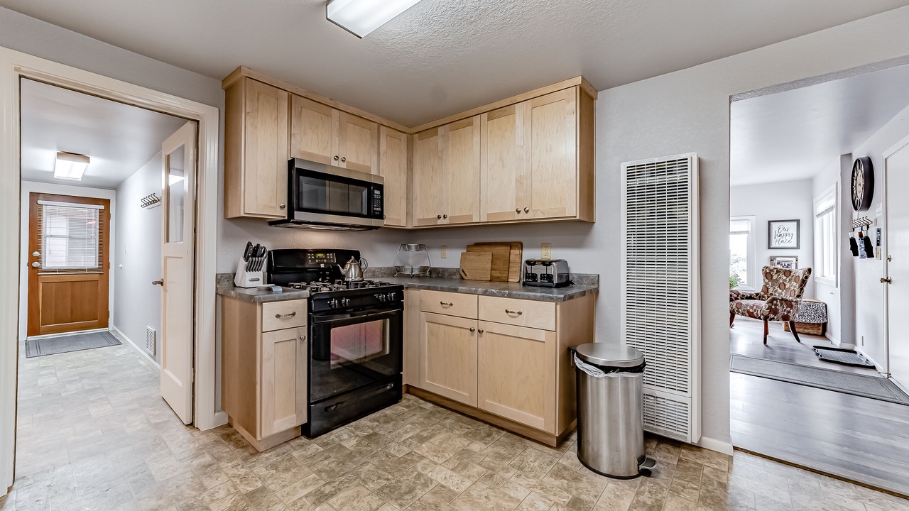 Photo of Kitchen in Westhaven-Moonstone