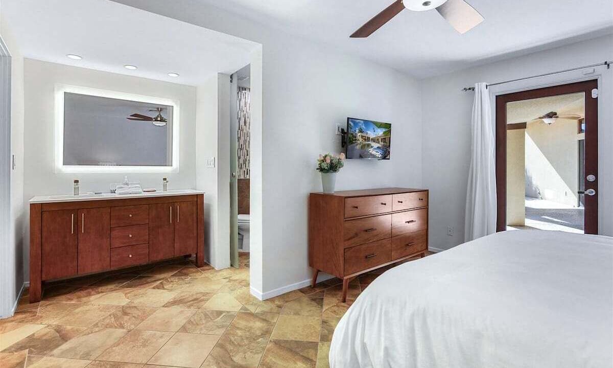 Photo of Bedroom in Araby