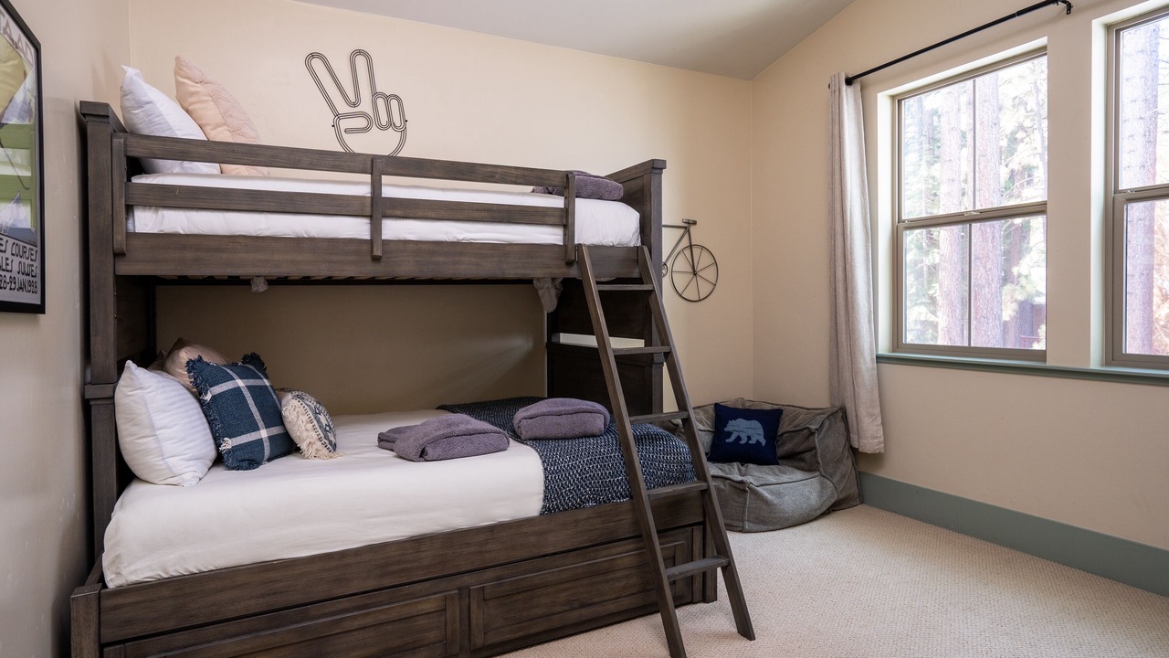 Photo of Bedroom in Pioneer Trail