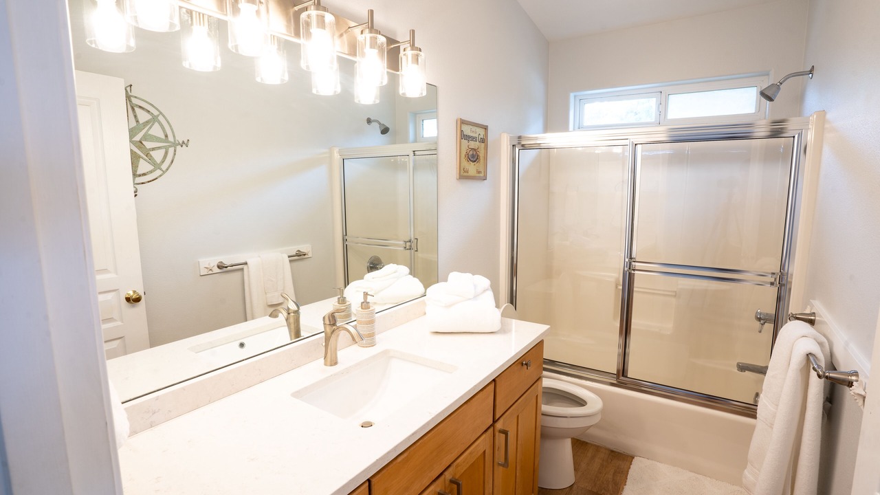 Photo of Bathroom in Rockaway Beach
