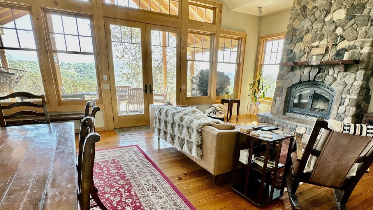 Photo of Livingroom in Miramonte