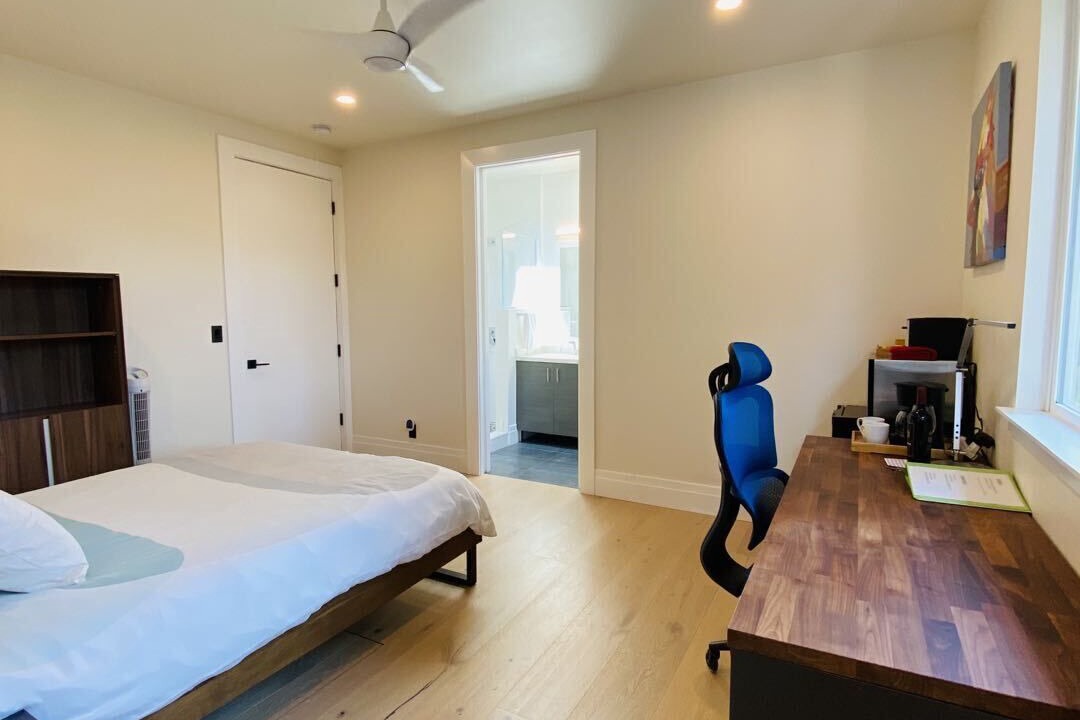 Photo of Bedroom in Saratoga