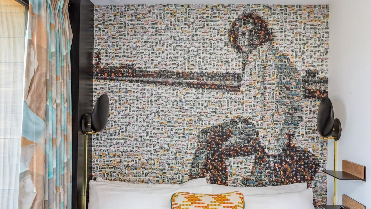 Photo of Bedroom in Eureka Valley