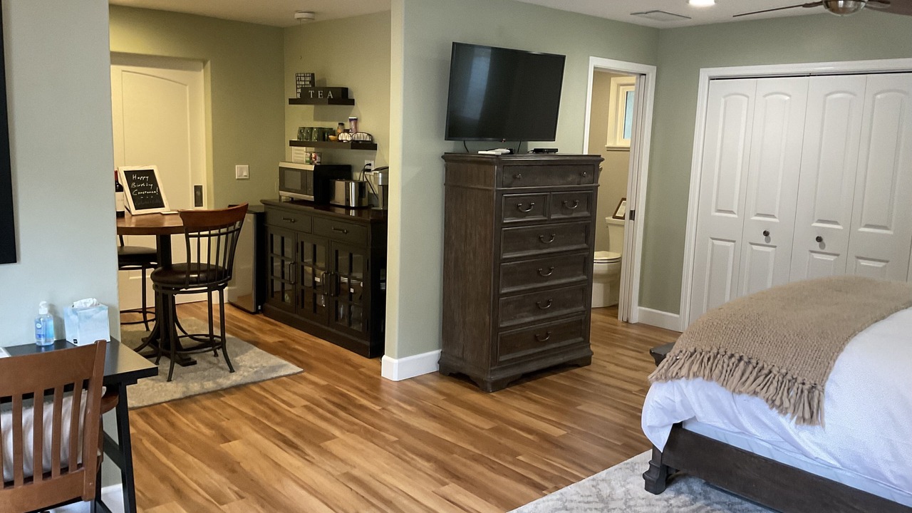 Photo of Bedroom in Santa Rosa