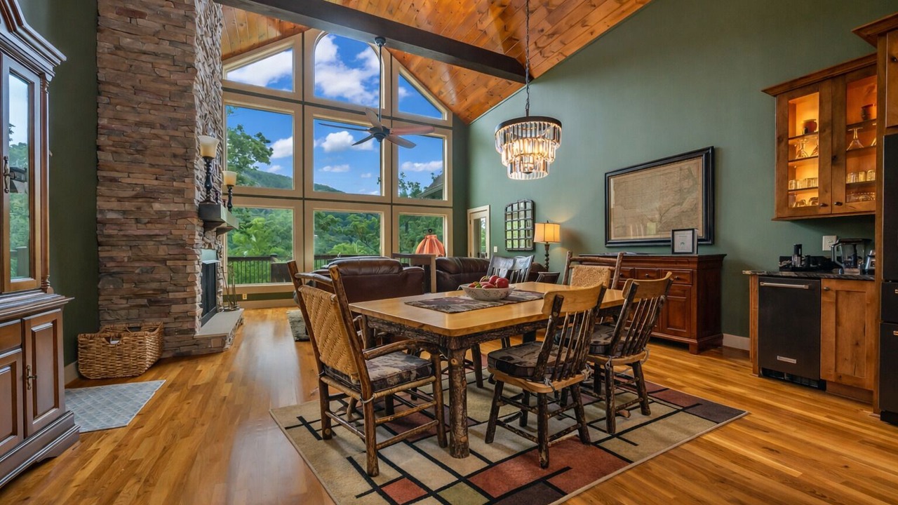 Photo of Bedroom in Lake Lure