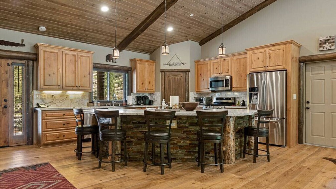 Photo of Others in Eagle Mountain Estates