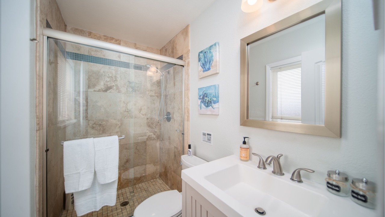 Photo of Bathroom in Linda Vista