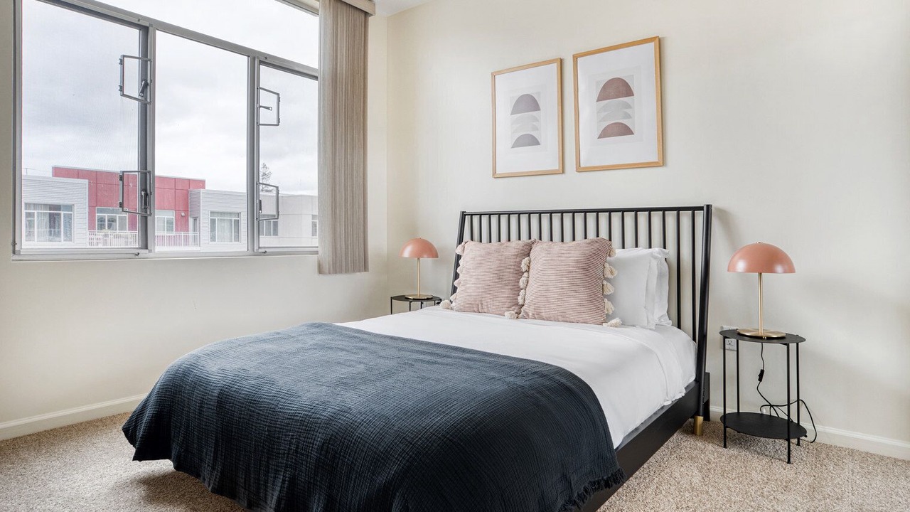 Photo of Bedroom in Evergreen Park