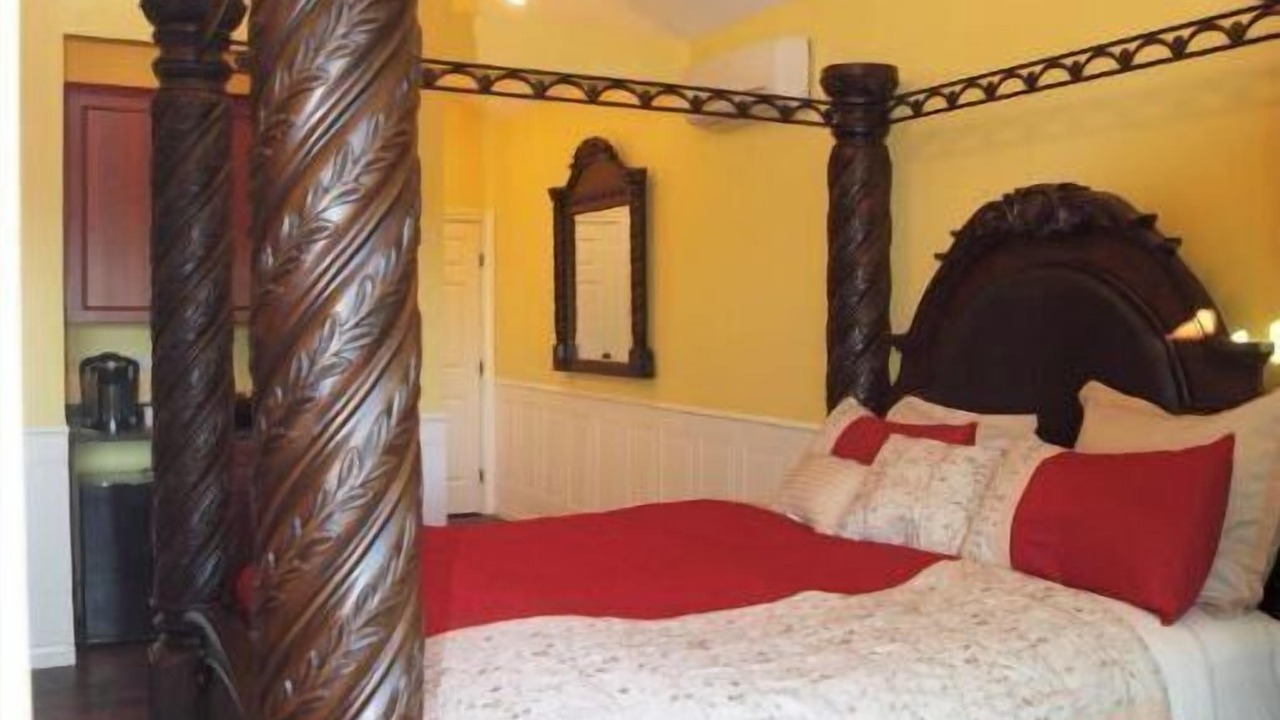 Photo of Bedroom in Shasta Cascade