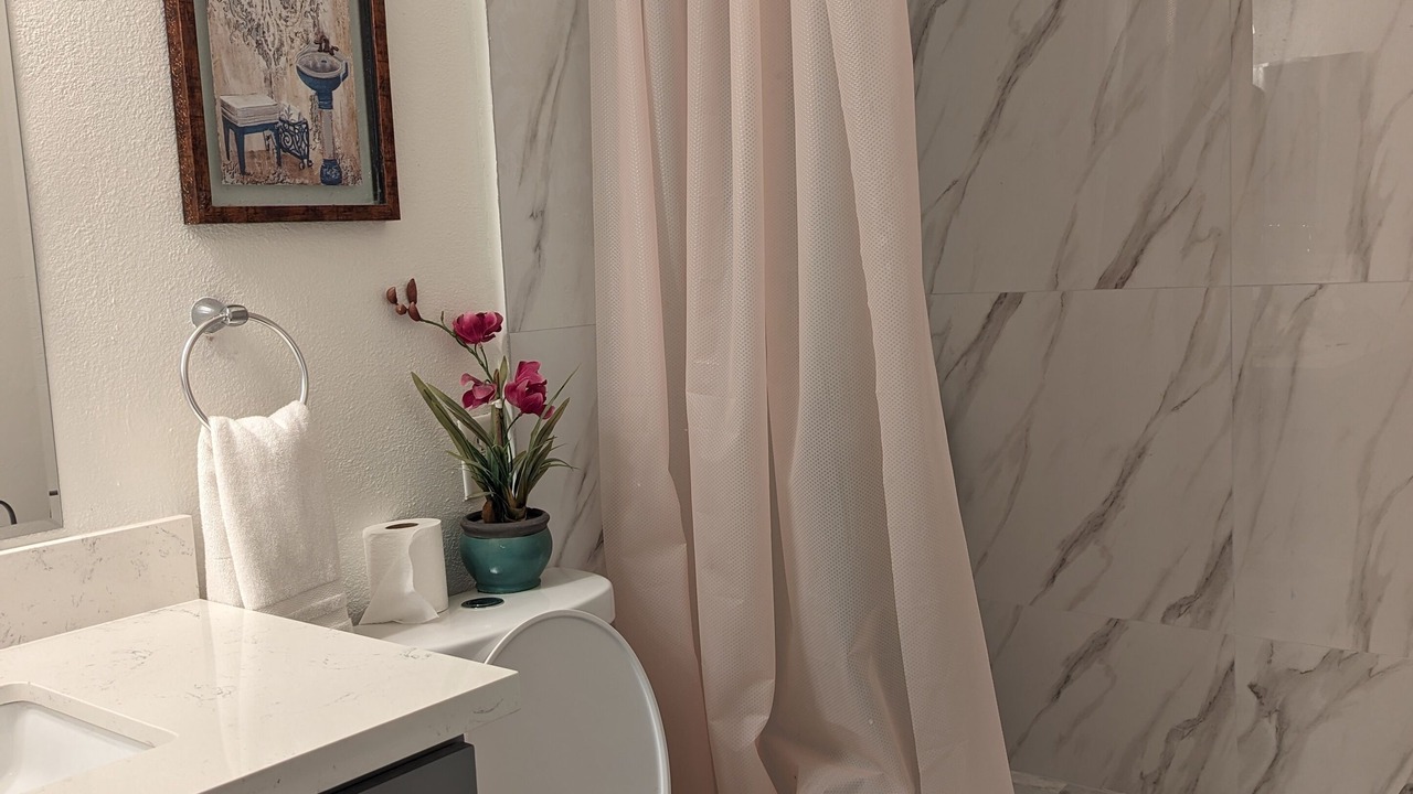 Photo of Bathroom in Ocean Park