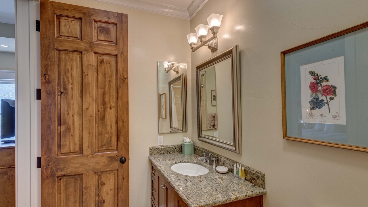 Photo of Bathroom in Sonoma