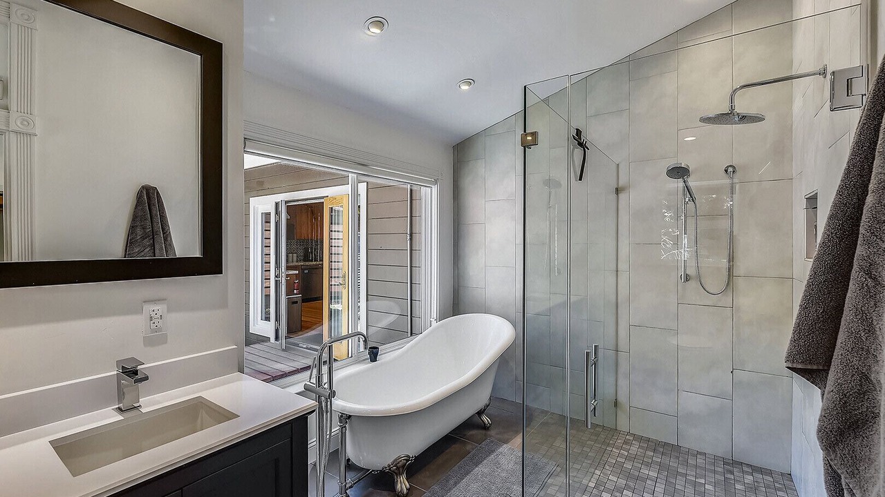 Photo of Bathroom in Monte Rio