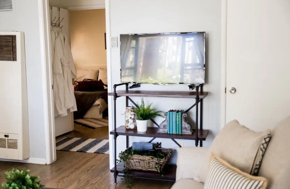 Photo of Livingroom in Alamitos Beach