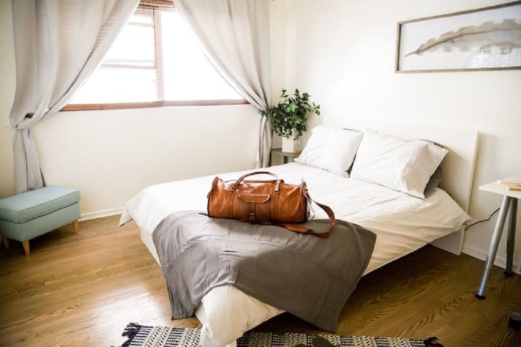 Photo of Bedroom in Alamitos Beach