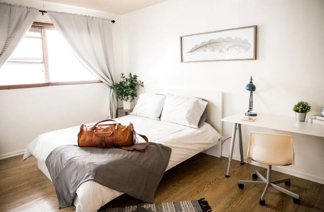 Photo of Bedroom in Alamitos Beach