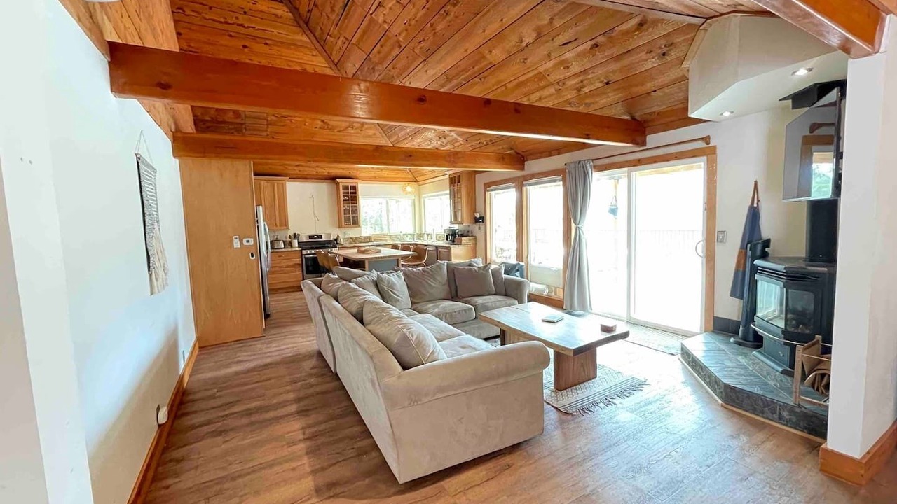 Photo of Livingroom in Concow