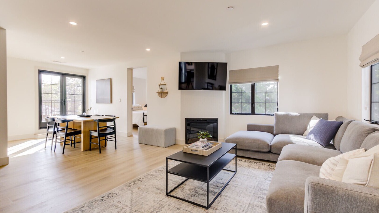 Photo of Livingroom in Upper East
