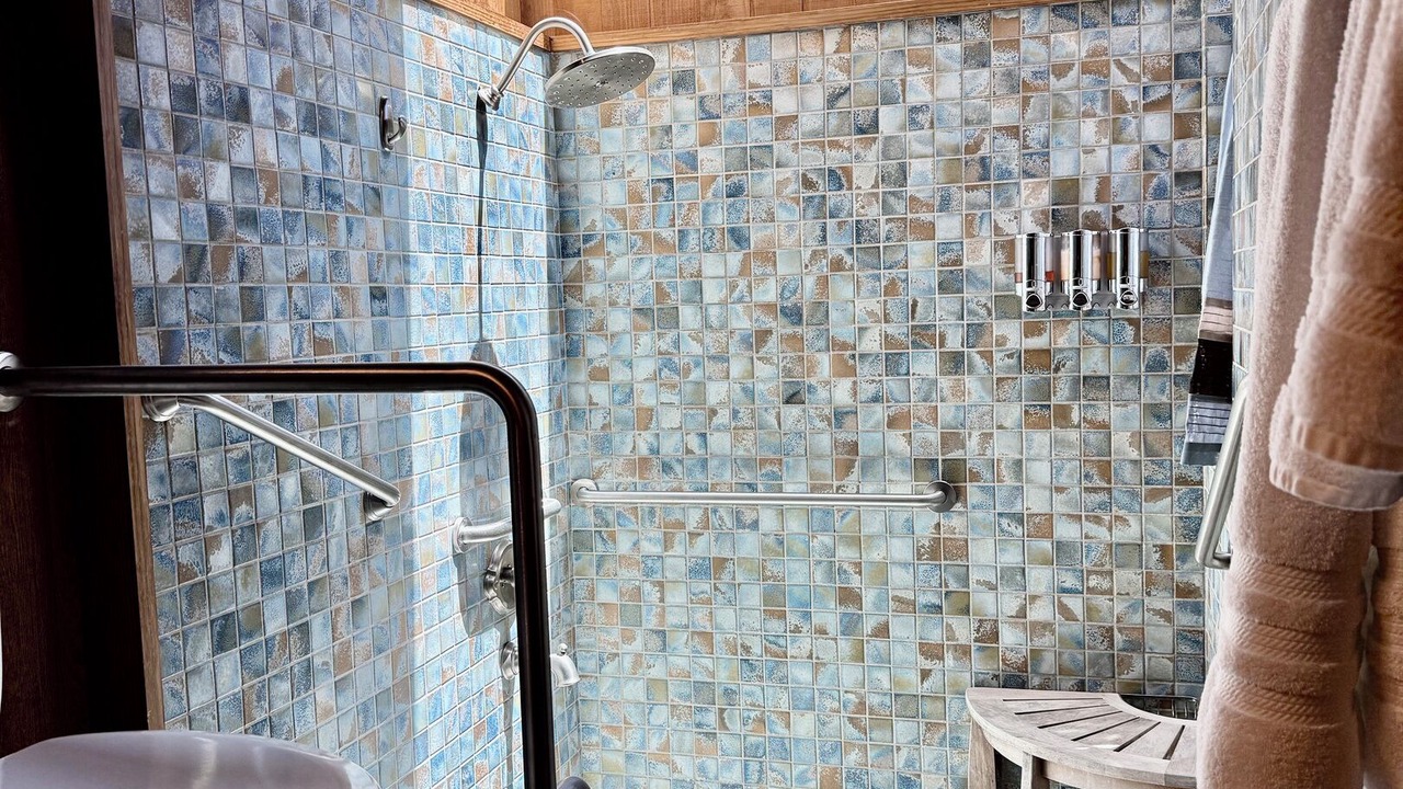 Photo of Bathroom in Sea Ranch