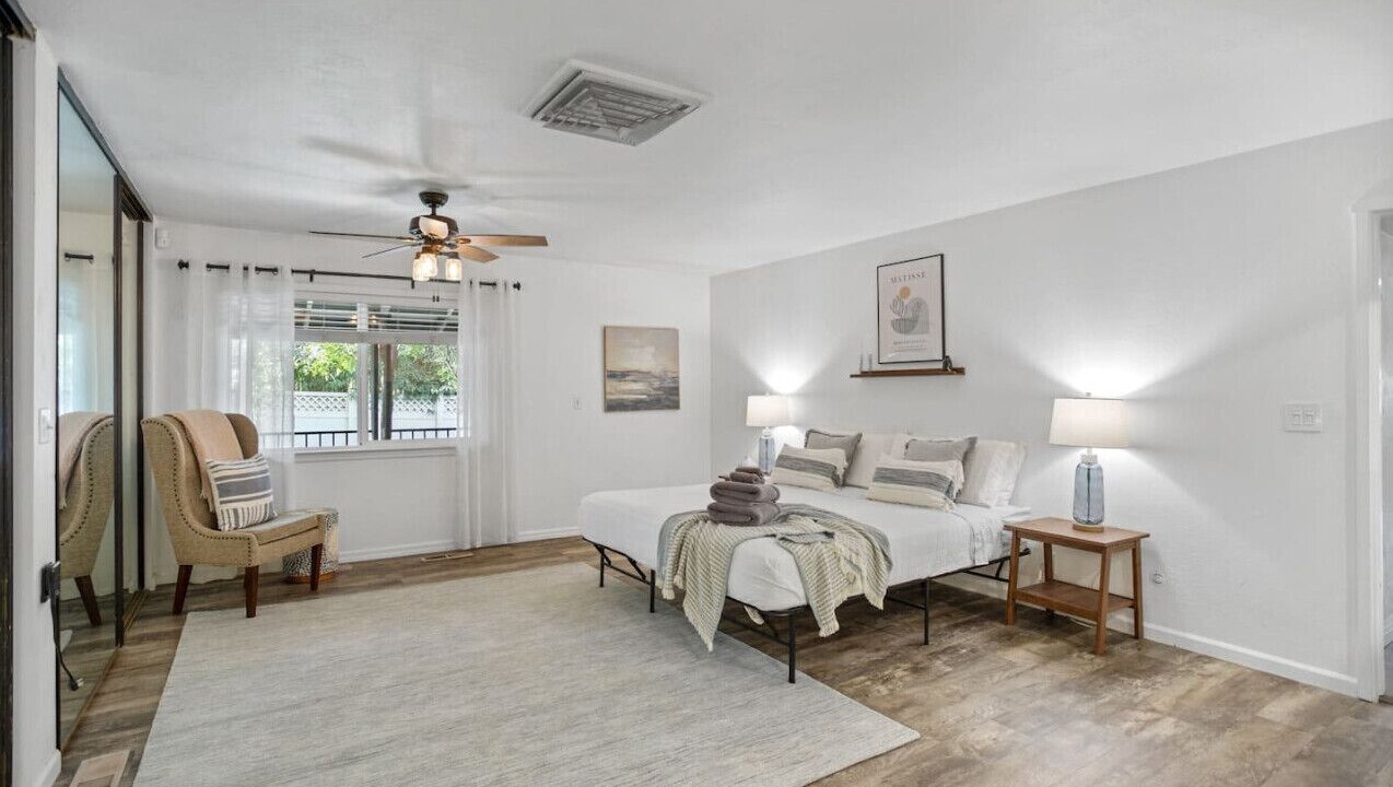 Photo of Bedroom in Girvan