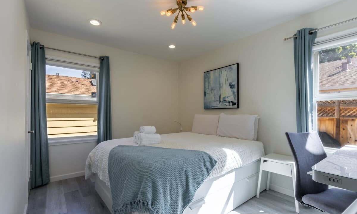 Photo of Bedroom in Sunnyvale West