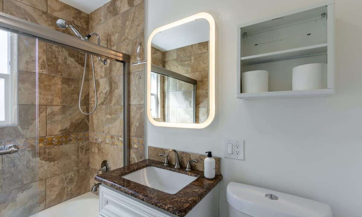 Photo of Bathroom in Sunnyvale West