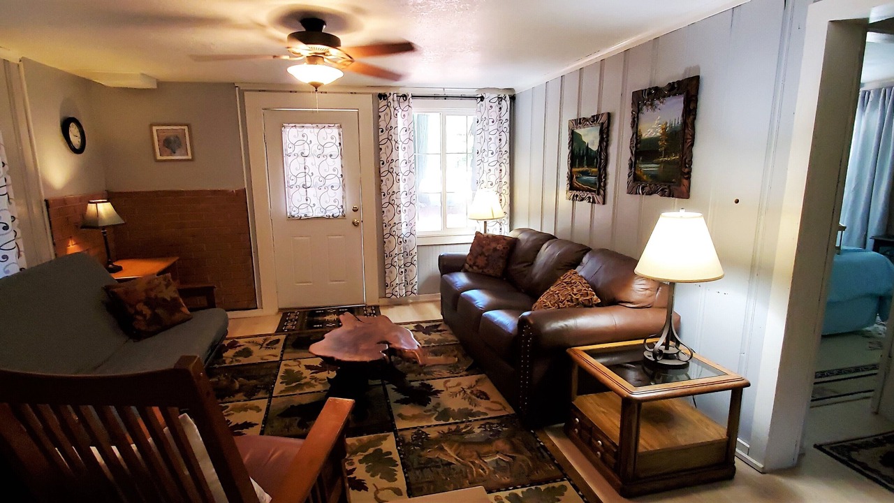 Photo of Livingroom in Shingletown