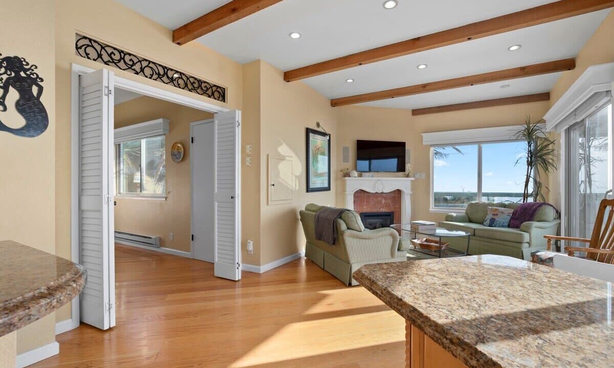 Photo of Livingroom in Rio del Mar