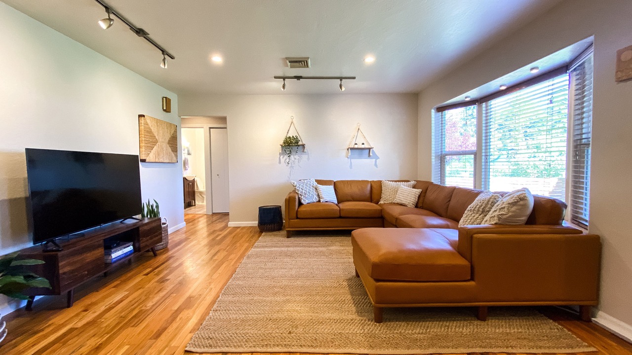 Photo of Bedroom in Crescent City North