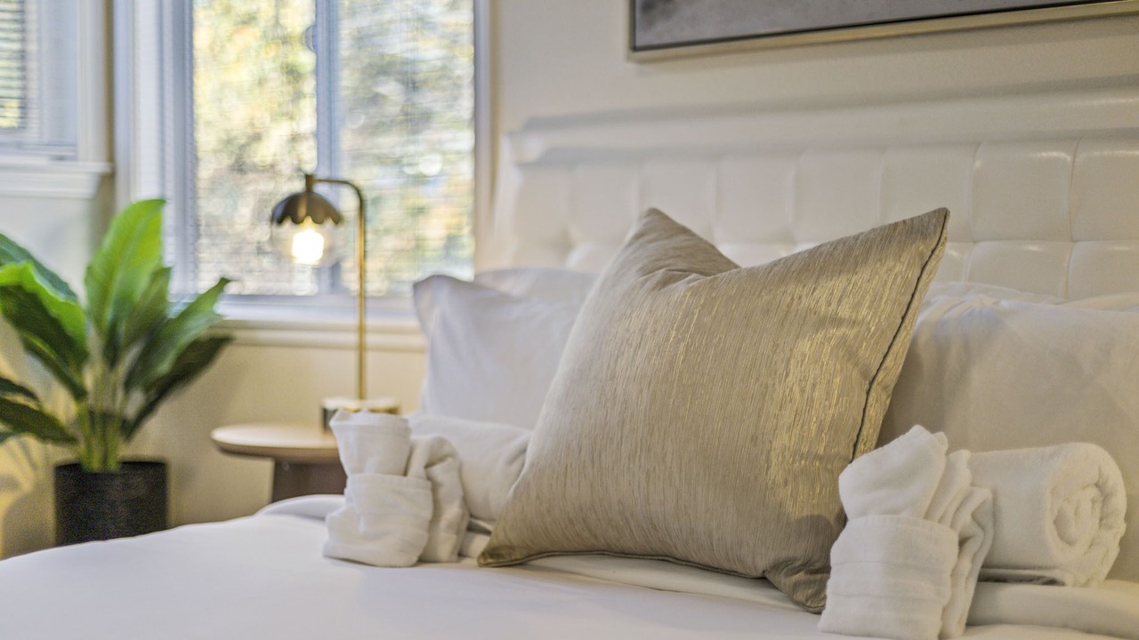 Photo of Bedroom in East Palo Alto