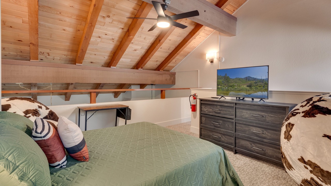 Photo of Bedroom in Carnelian Woods