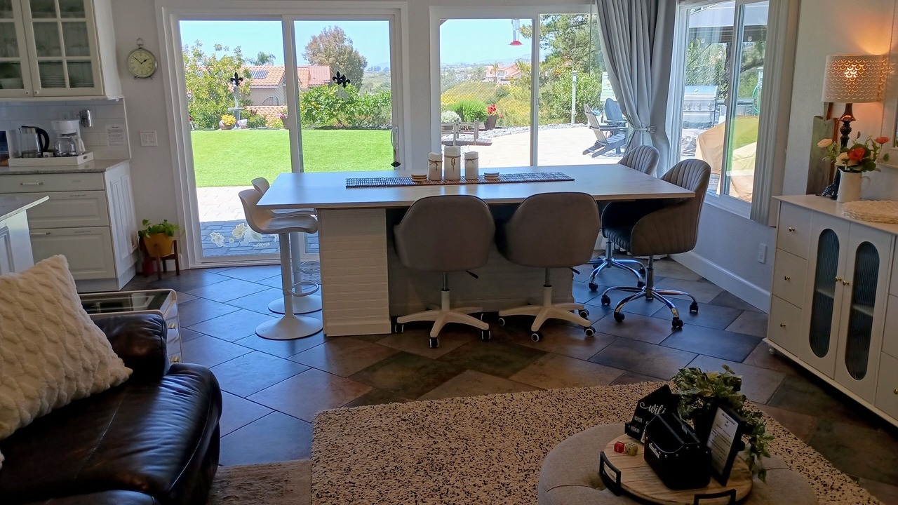 Photo of Livingroom in Rancho Penasquitos