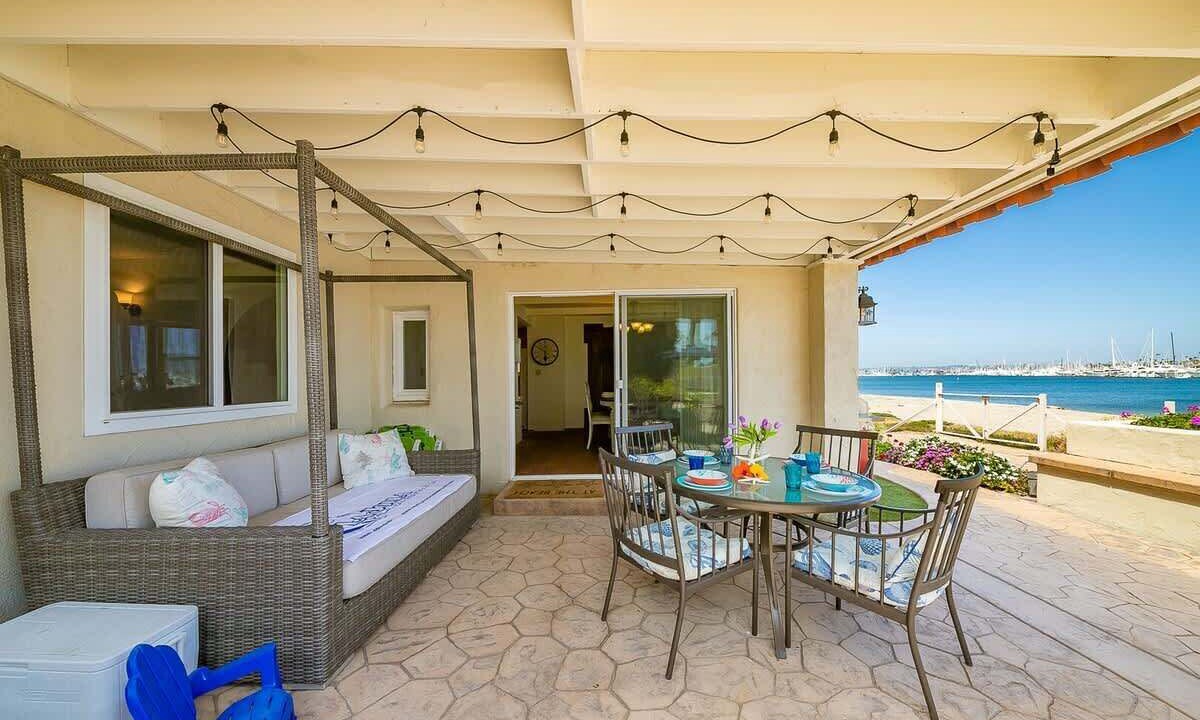 Photo of Outdoor in La Playa