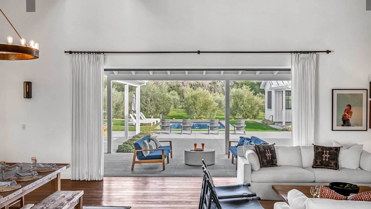 Photo of Livingroom in Sonoma
