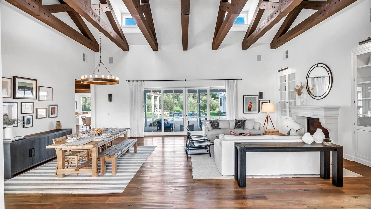 Photo of Livingroom in Sonoma