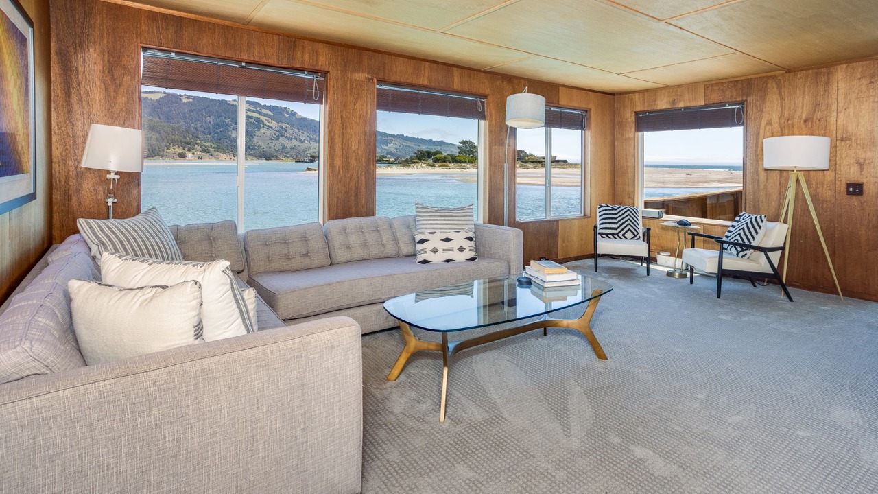 Photo of Livingroom in Bolinas