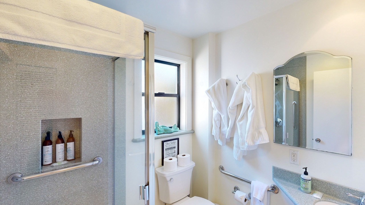 Photo of Bathroom in Stinson Beach
