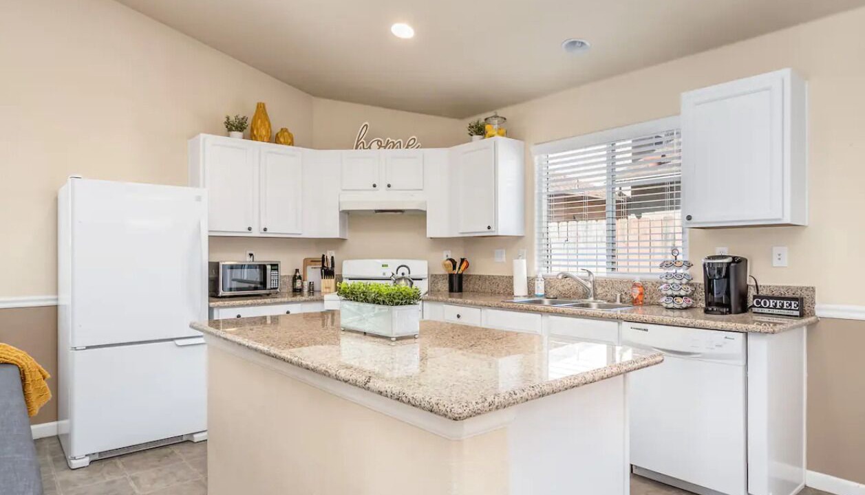 Photo of Kitchen in Roosevelt
