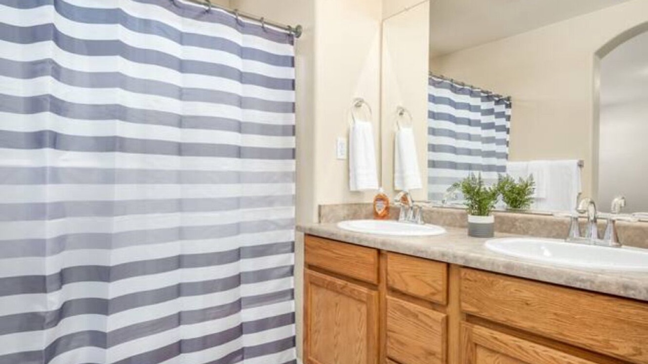 Photo of Bathroom in Roosevelt