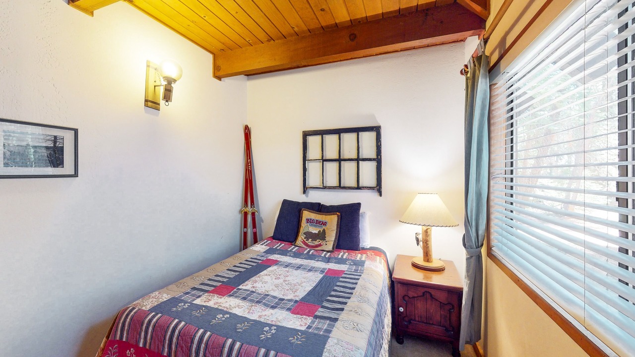 Photo of Bedroom in Tahoe Pines