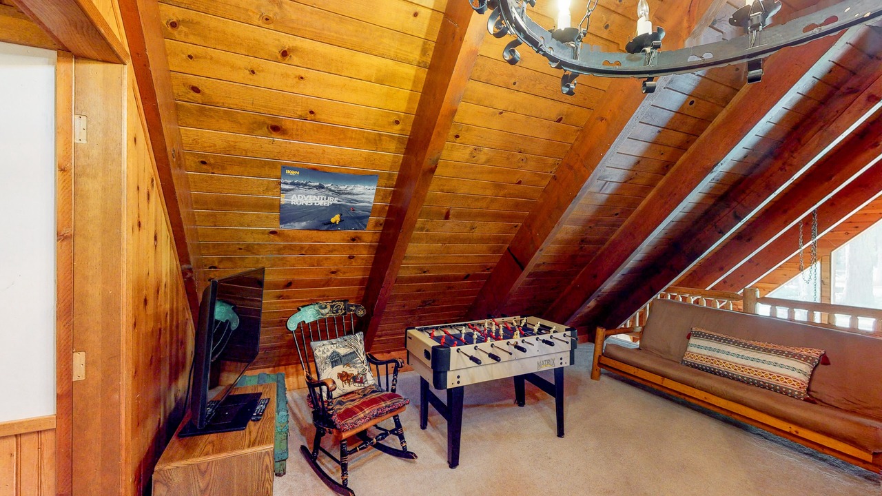 Photo of Bedroom in Tahoe Pines