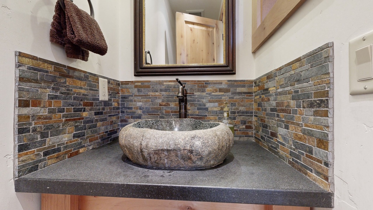 Photo of Bathroom in Mountain View Estates